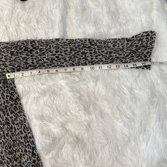 Chico's Travelers, Black and White Cardigan Sweater, size Chico’s 3, US XL - Picture 7 of 9